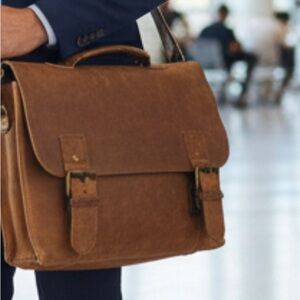 Hides Leather Men's Messenger Bag